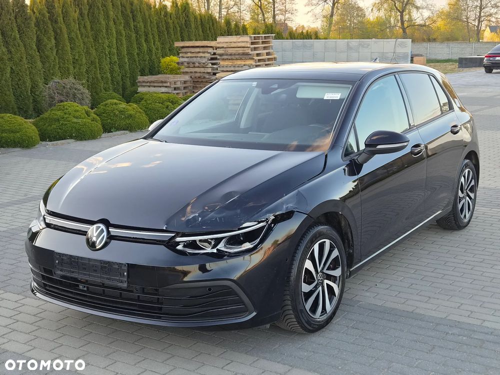 Volkswagen Golf 1.5 eTSI OPF DSG Active - 3