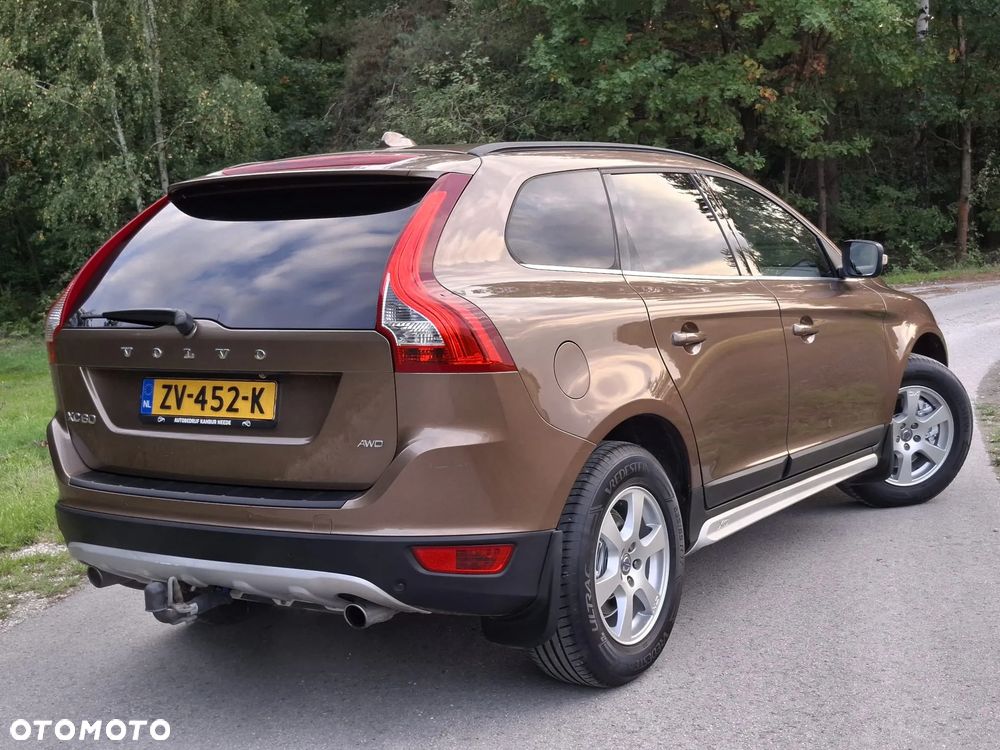 Volvo XC 60 T6 AWD RDesign - 12