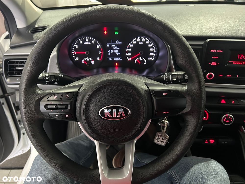 Kia Rio 1.2 Business Line - 35