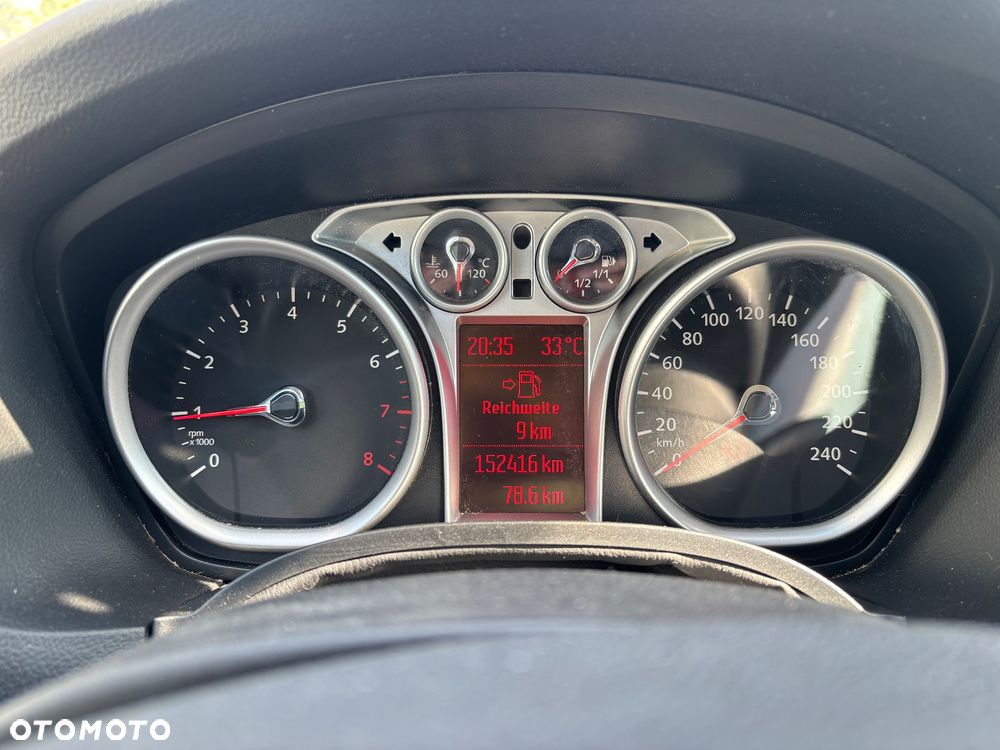 Ford Focus 1.6 Titanium - 27