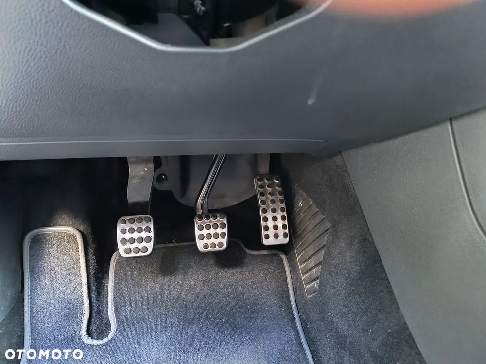 Mercedes-Benz Klasa B - 23