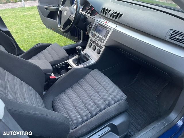 Volkswagen Passat 2.0 TDI 4Motion Trendline - 4