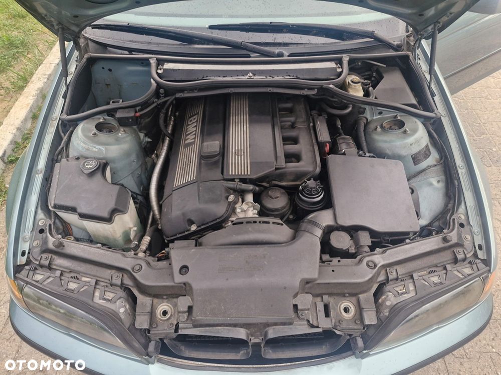 BMW Seria 3 - 16