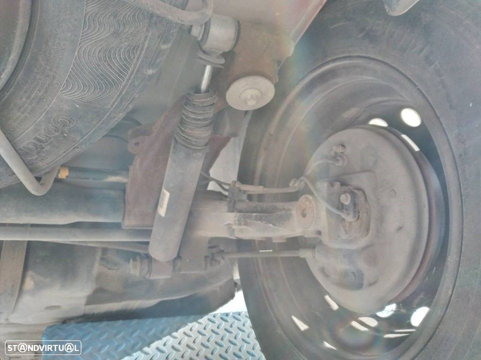 CHARRIOT TRASEIRO PEUGEOT 206+ 2009 - 7