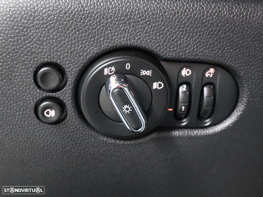 MINI Cabrio Cooper Auto - 22