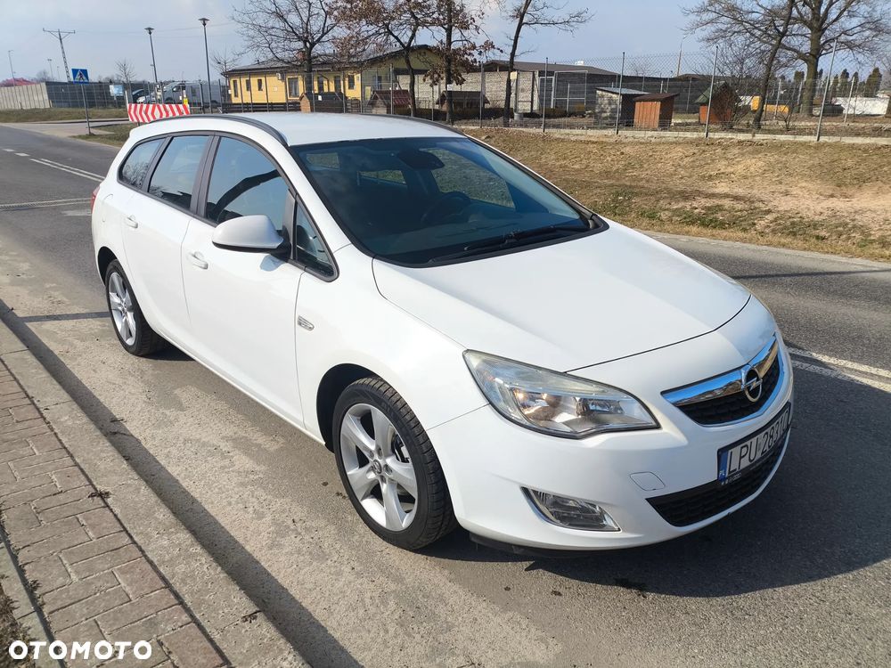 Opel Astra - 1