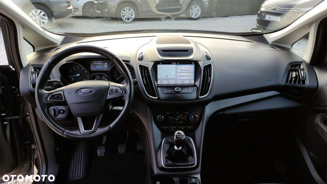 Ford Grand C-MAX - 27