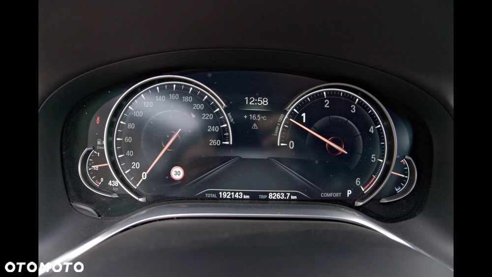 BMW Seria 7 740Ld xDrive - 11