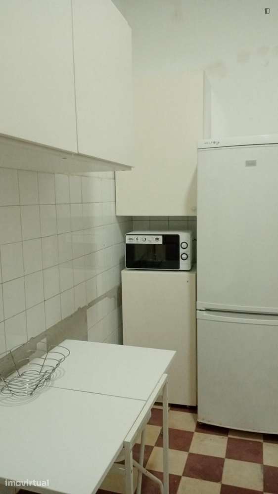Quarto - localizado em Alameda Lisbon - Grande imagem: 4/13