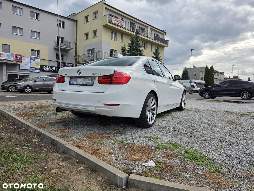 BMW Seria 3 - 4