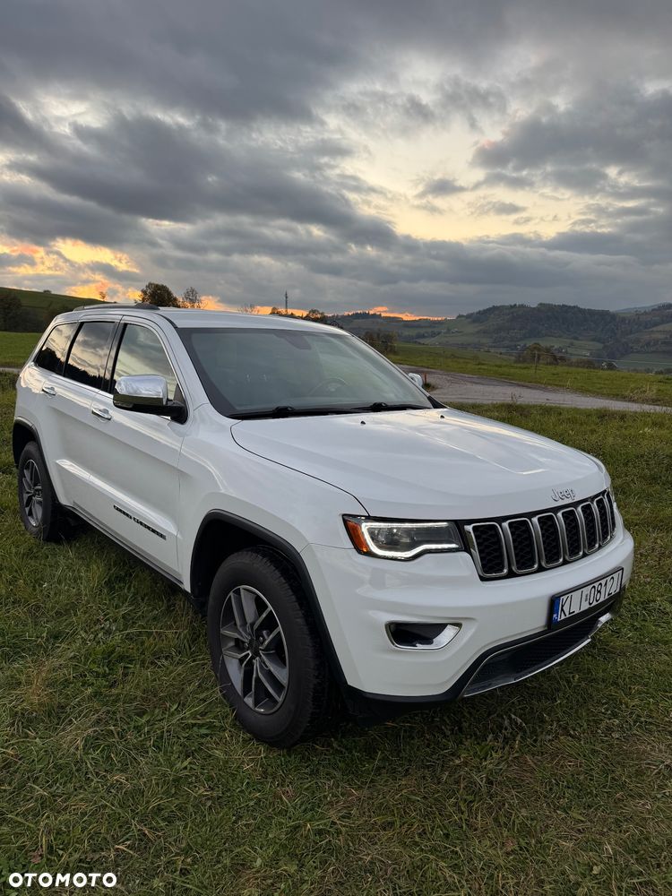 Jeep Grand Cherokee - 15