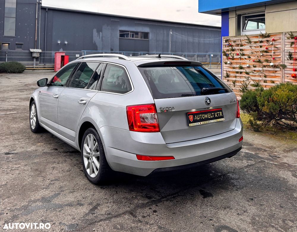 Skoda Octavia 1.6 TDI DSG Ambition - 3