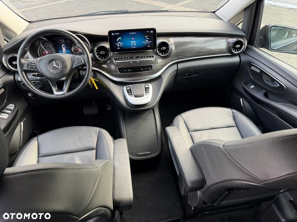 Mercedes-Benz Klasa V 300 d Extralang 9G-TRONIC Avantgarde - 14
