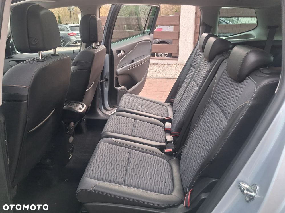 Opel Zafira 1.6 CDTI Cosmo - 17