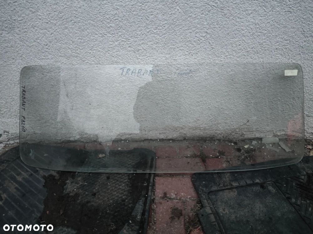 Szyba przednia czołowa Trabant - 1