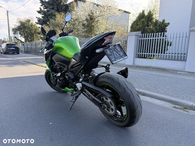 Kawasaki Z 900 - 8