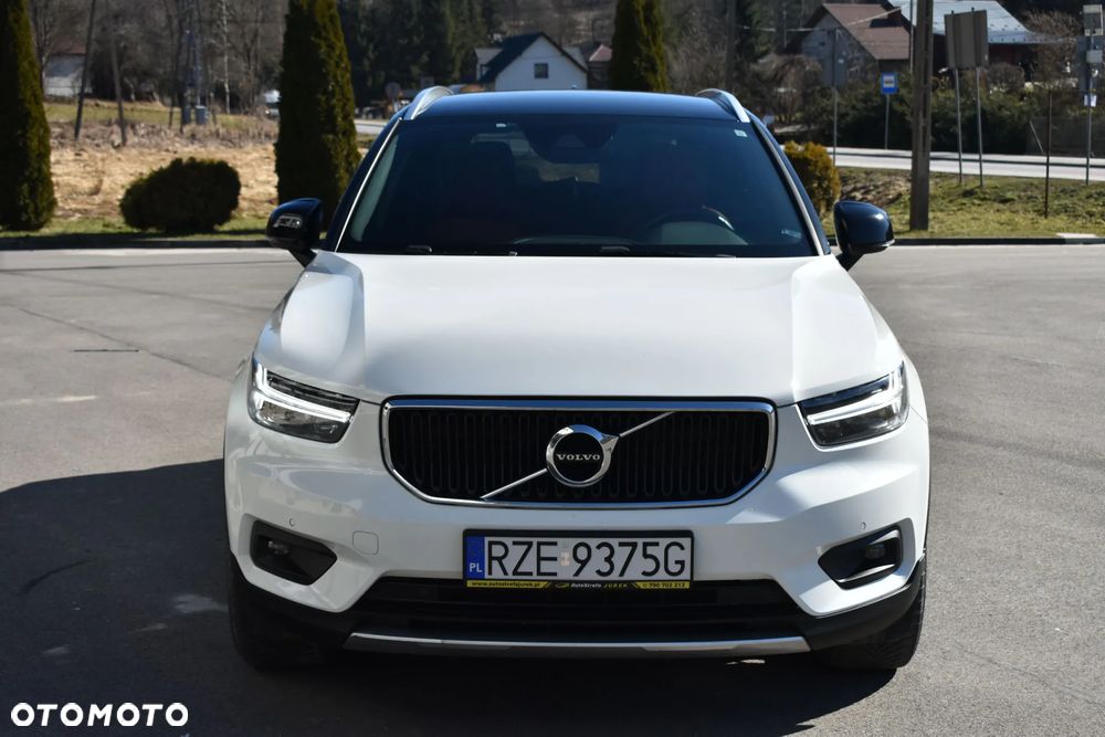 Volvo XC 40 D4 AWD Geartronic Momentum Pro - 6