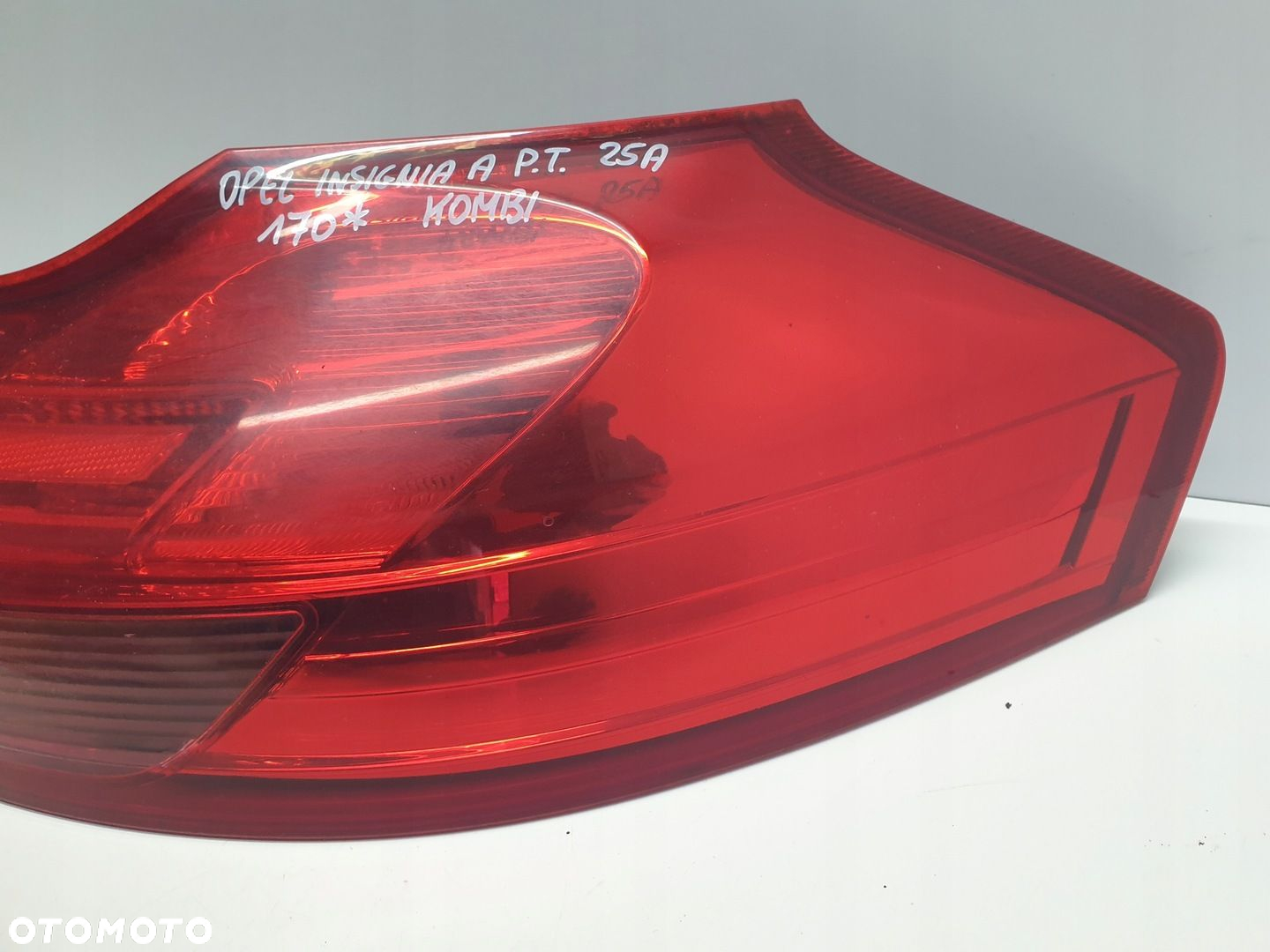 LAMPA TYLNA PRAWA TYŁ PRAWY OPEL INSIGNIA A KOMBI - 4