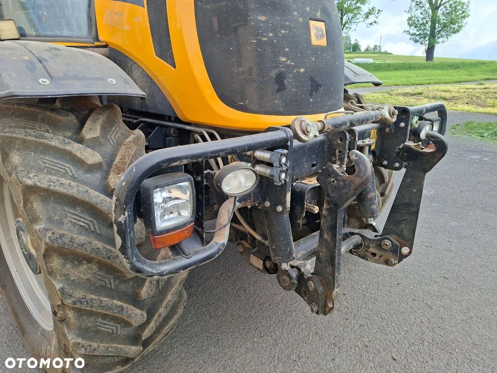 JCB Fastrac 3230 4X4 - 36