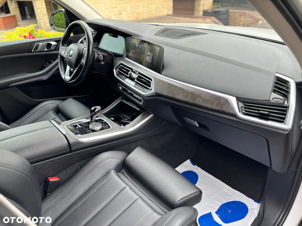 BMW X5 xDrive25d xLine - 9