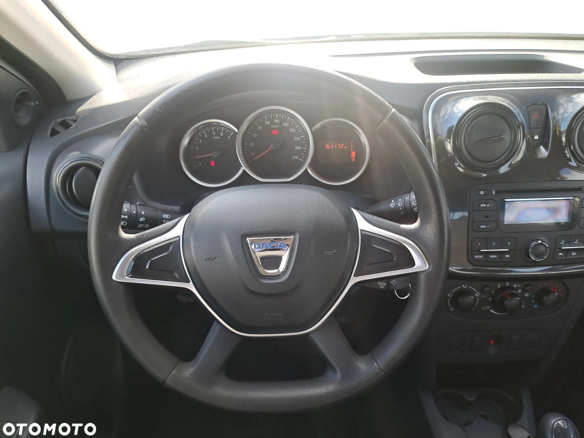 Dacia Sandero SCe 75 Acces - 17