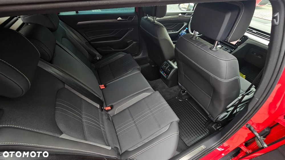 Volkswagen Passat 2.0 TDI 4Mot Elegance DSG - 17