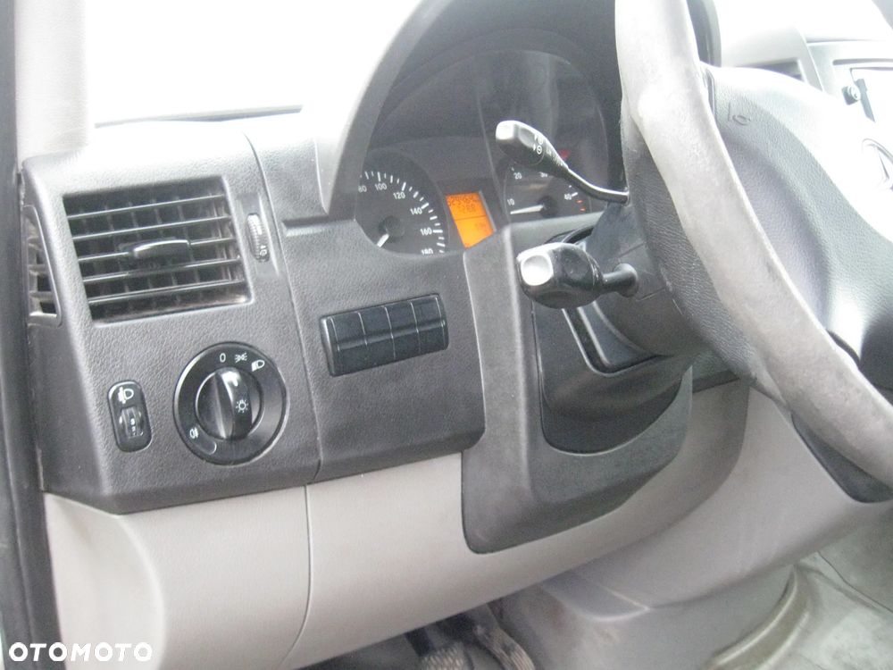 Mercedes-Benz 319 CDI.  4 X 4. DOKA - BRYGADÓWKA. KLIMA - 8