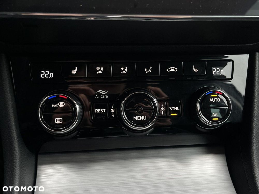 Skoda Superb 1.5 TSI Ambition DSG - 23