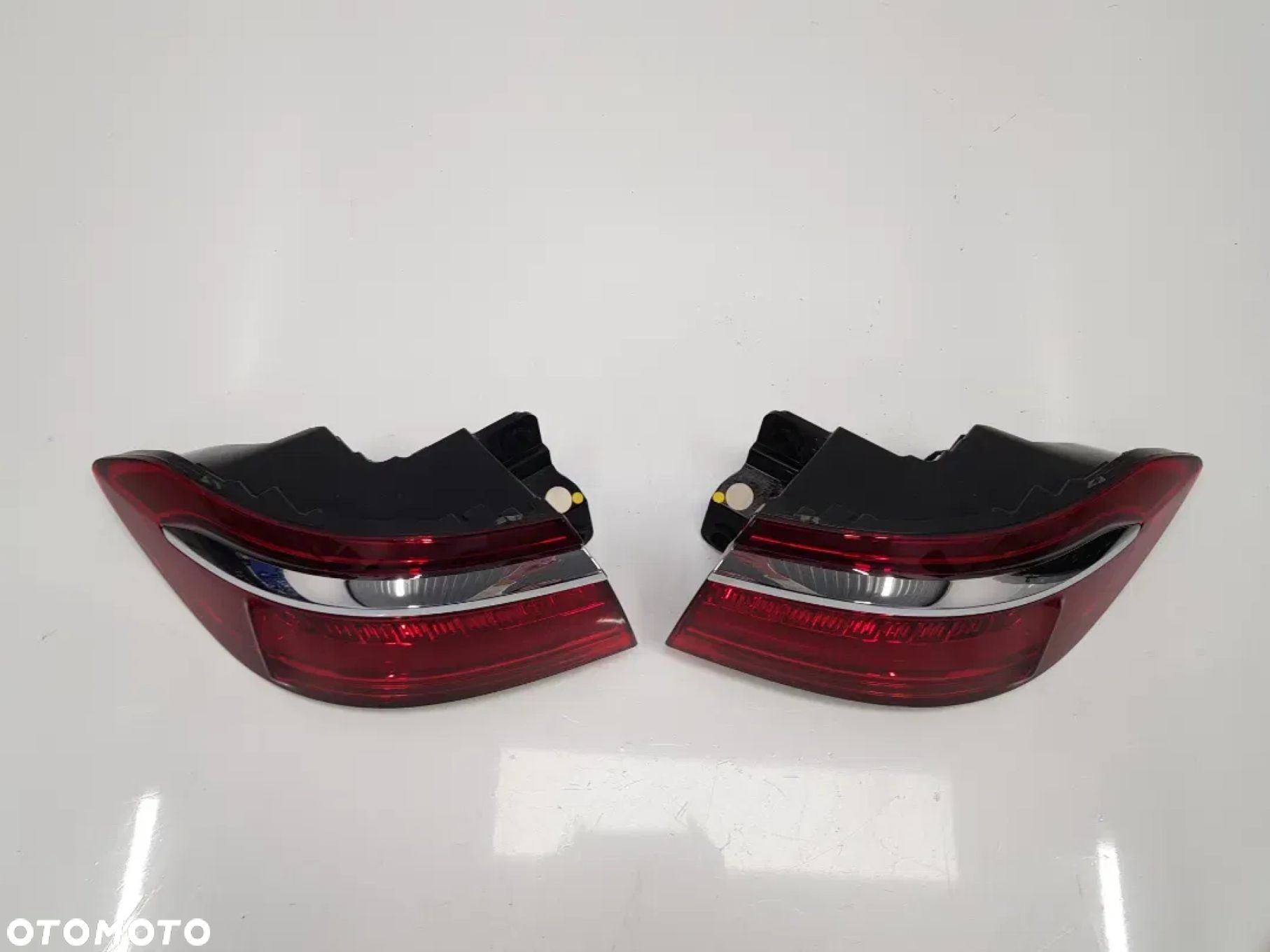 Lampa prawy tył tylna AUDI A8 D5 4N sedan w błotnik 4N0945070A - 6