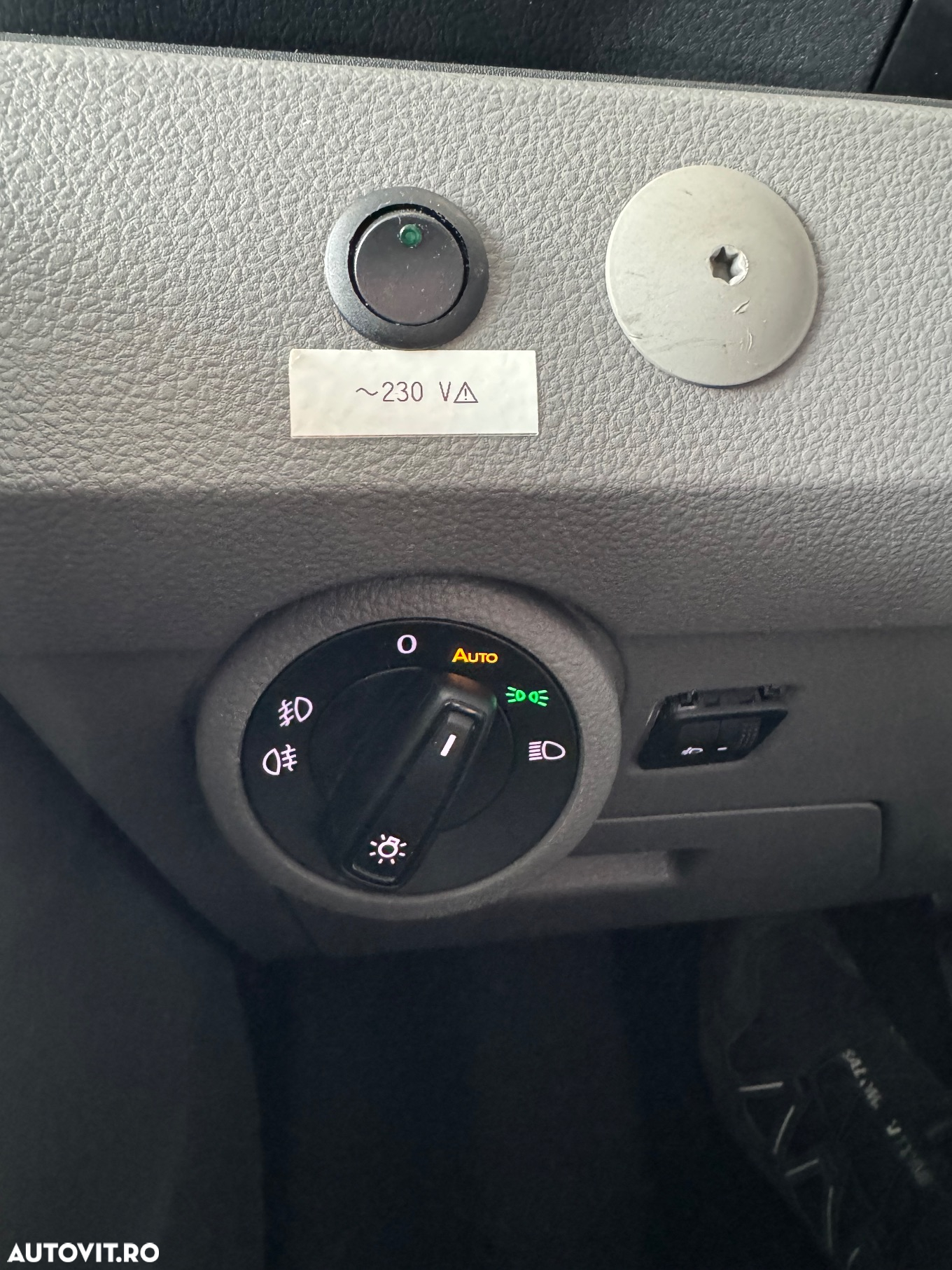 Volkswagen Transporter T6.1 - 24