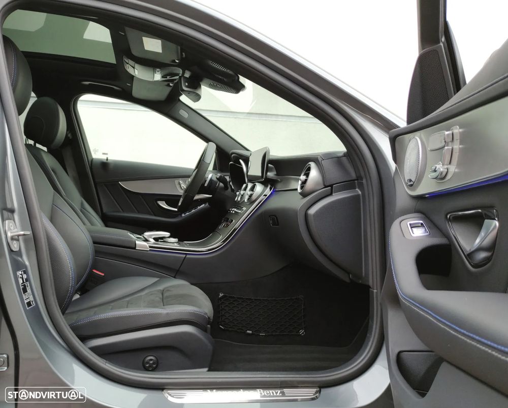 Mercedes-Benz C 300 de AMG Line - 28