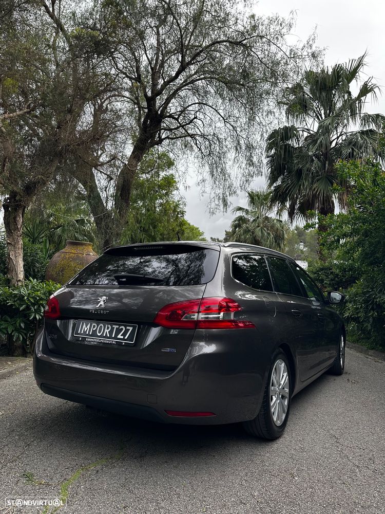 Peugeot 308 HDi FAP 90 Tendance - 11