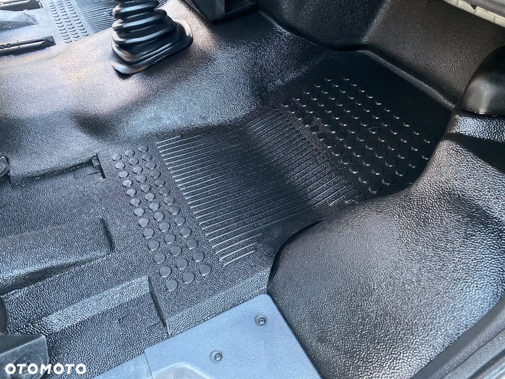 Ford TRANSIT 2,5 D Pompa na linkę, bezwypadkowy - 27