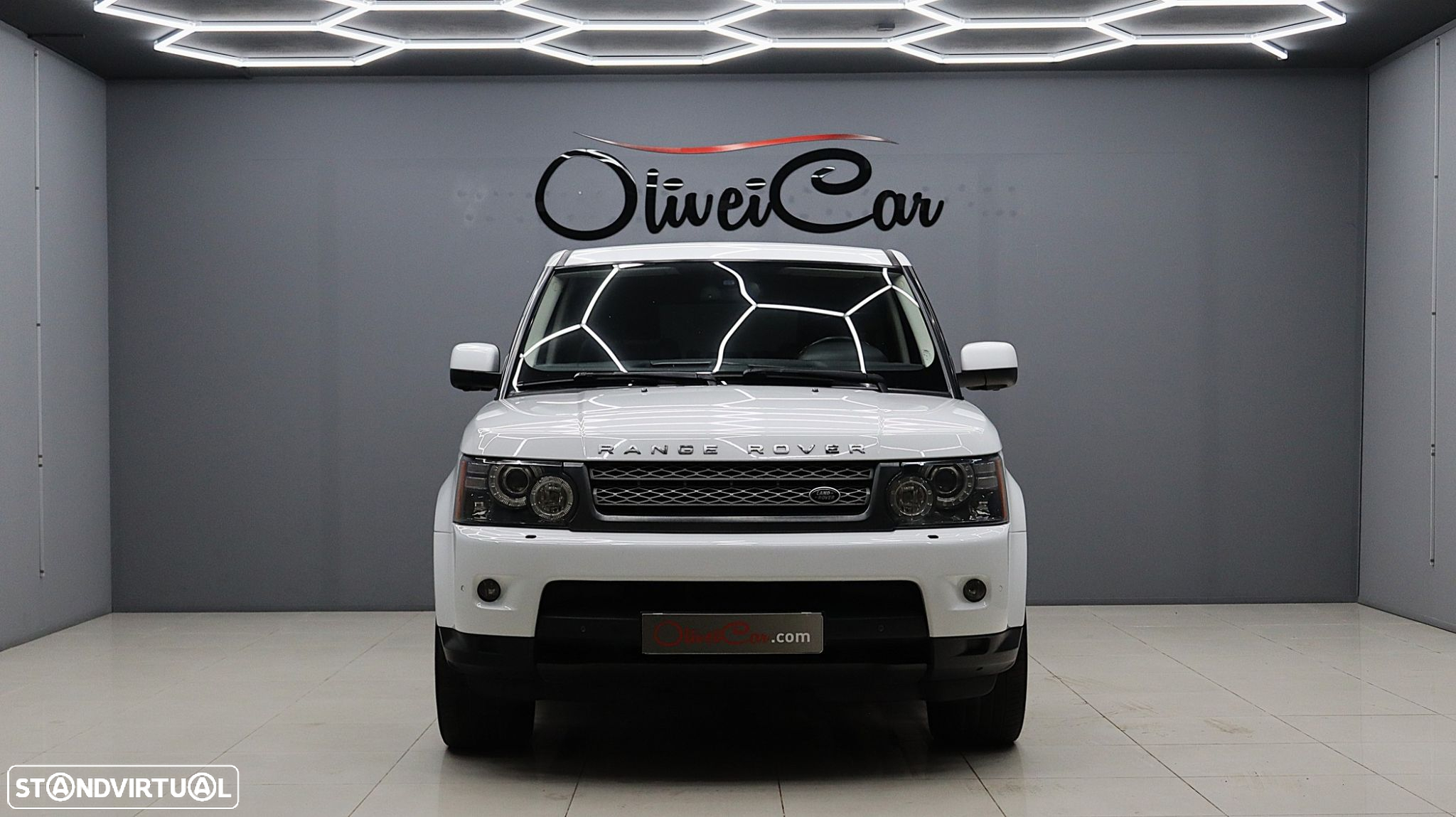 Land Rover Range Rover Sport 3.0 TDV6 HSE - 34