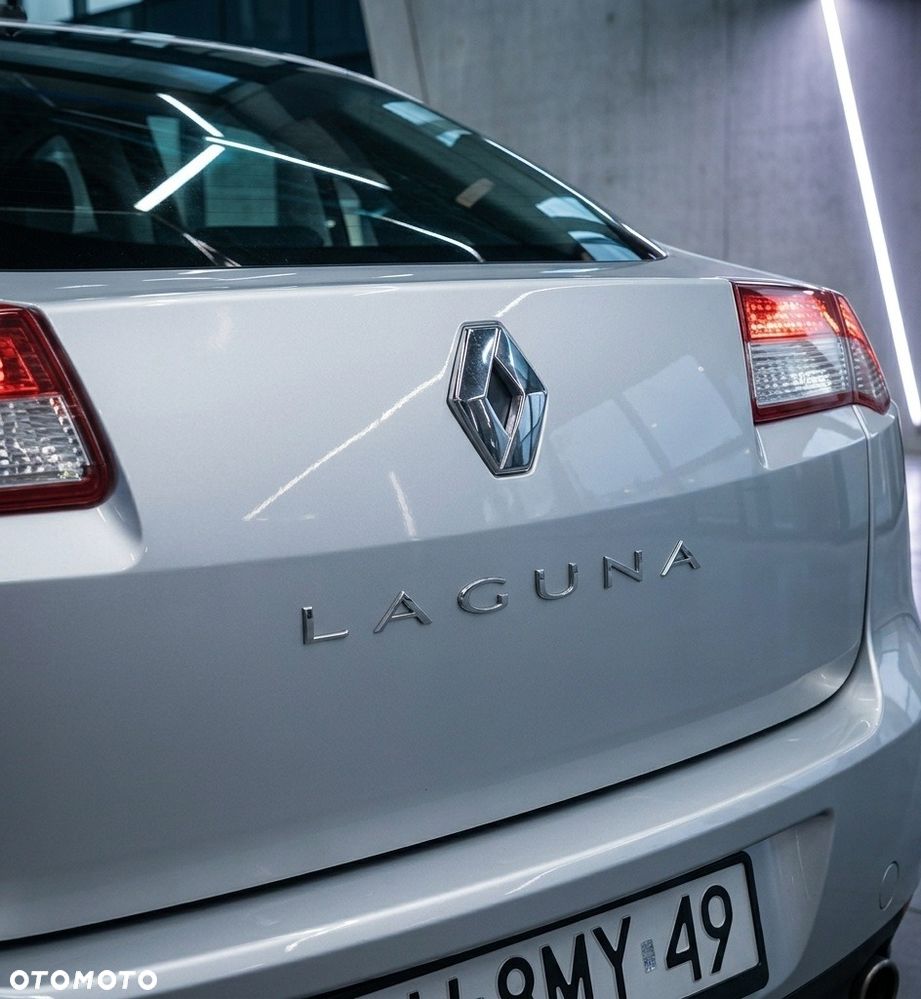 Renault Laguna dCi 110 FAP Bose Edition - 5