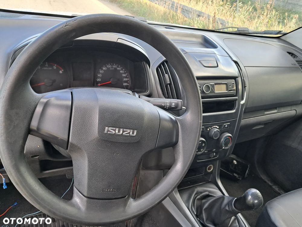 Isuzu D-Max 2.5 DC LS Prime - 16