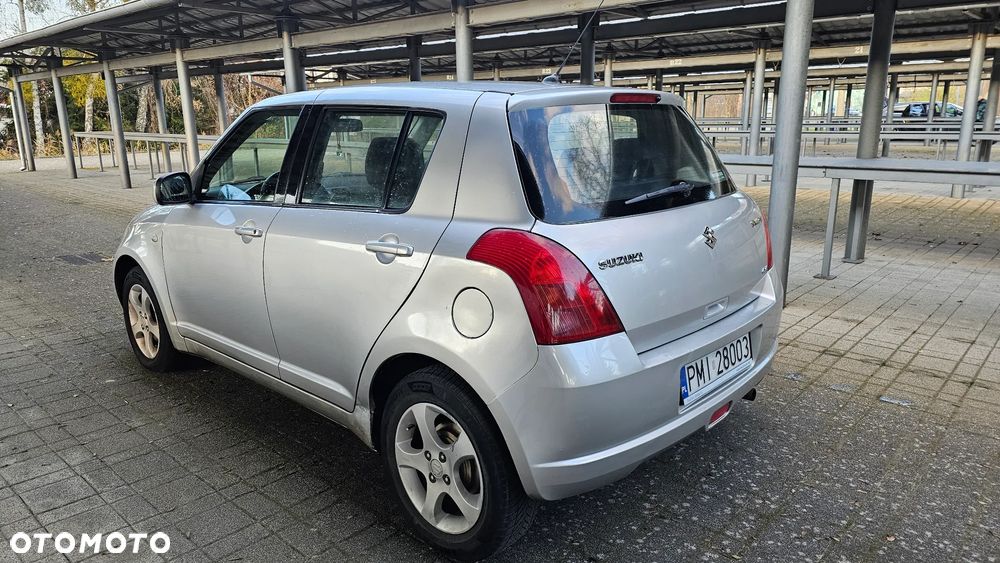 Suzuki Swift 1.3 4x4 Snow - 4