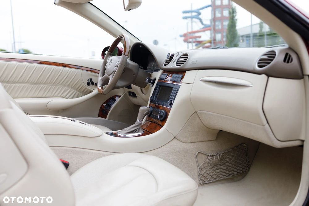 Mercedes-Benz CLK 350 7G-TRONIC Elegance - 16