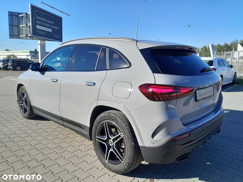Mercedes-Benz Gla 2026 photo 3