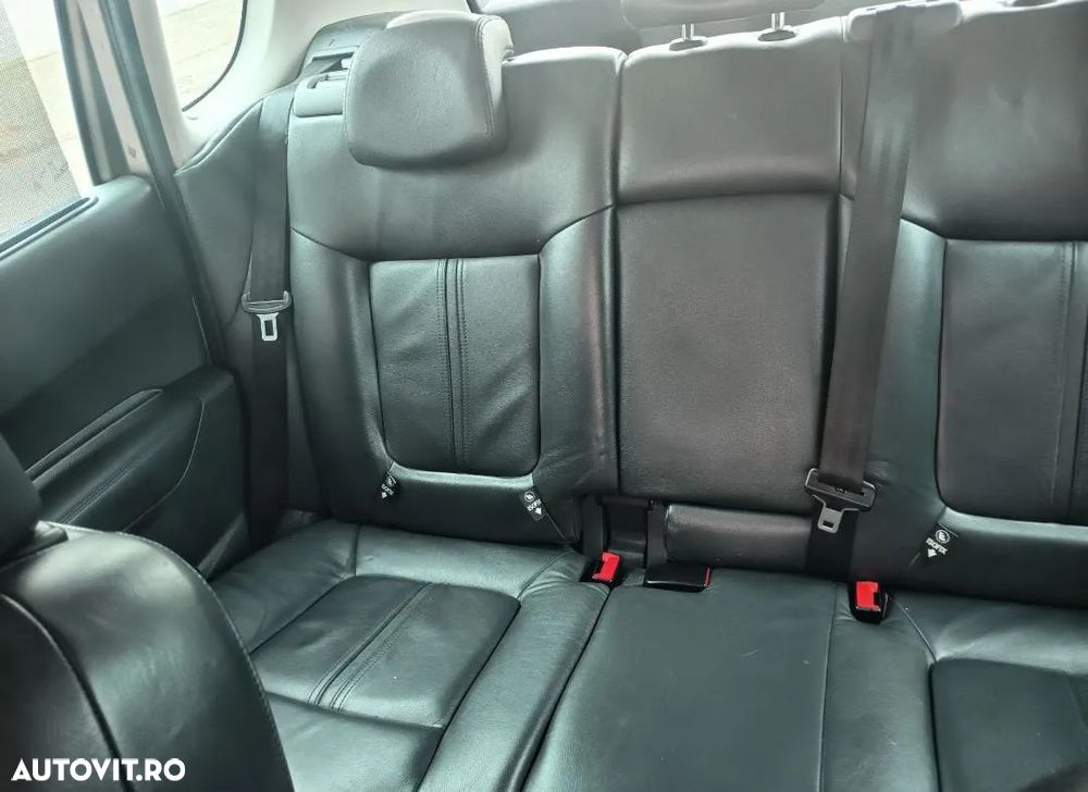 Peugeot 3008 1.6 Confort Pack - 4