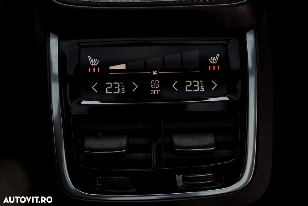 Volvo XC 90 D5 AWD Geartronic Inscription - 41