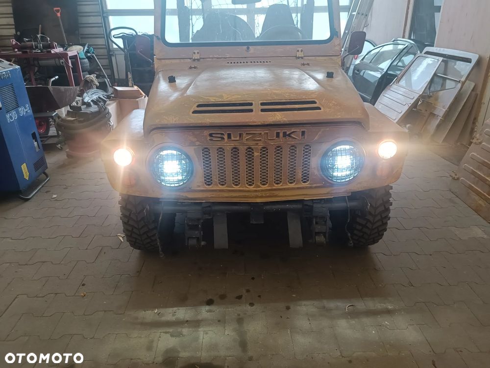 Suzuki Samurai - 4