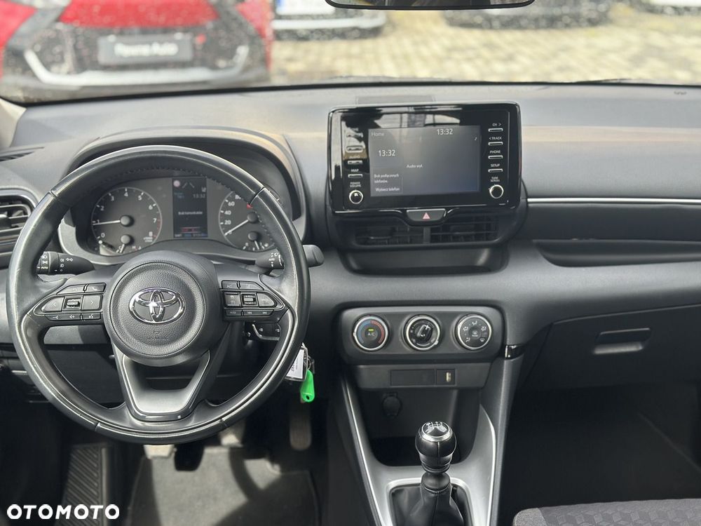Toyota Yaris - 9