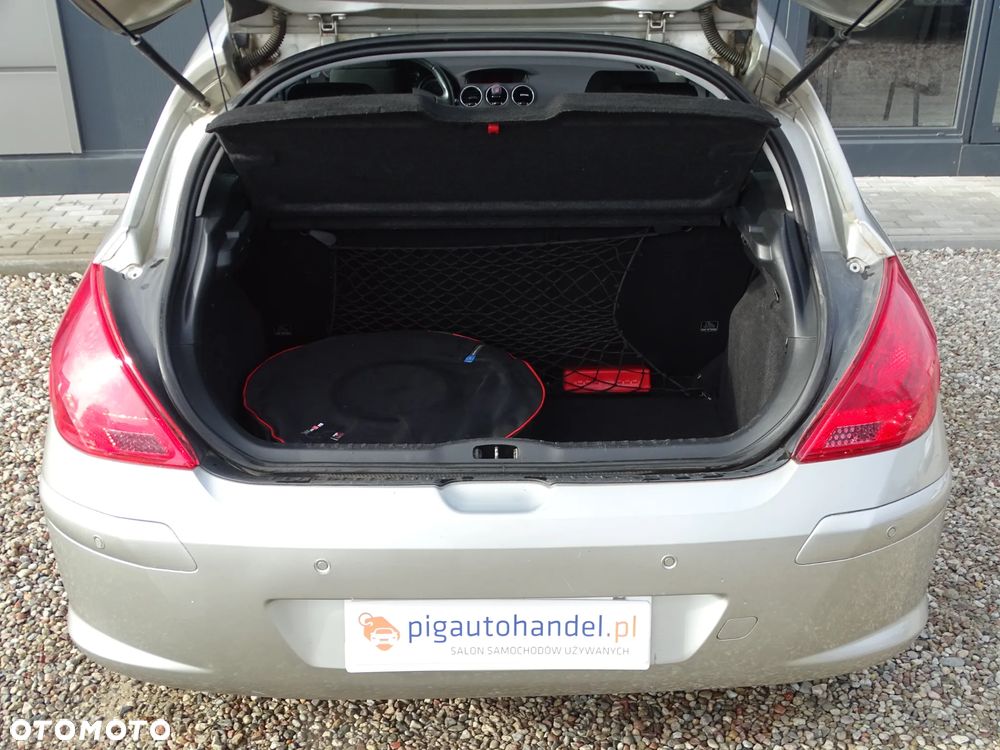 Peugeot 308 1.6 Premium - 18