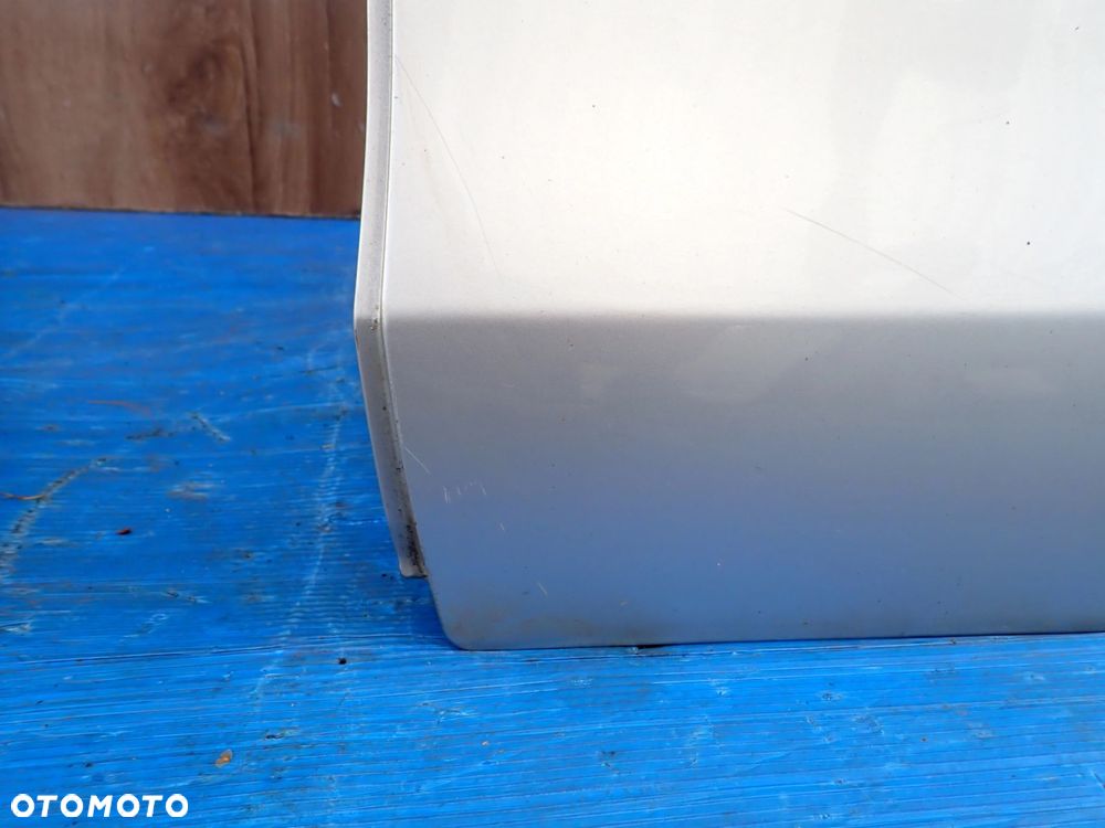 TOYOTA YARIS II 06-11 5d DRZWI TYLNE LEWE 1E7 - 13