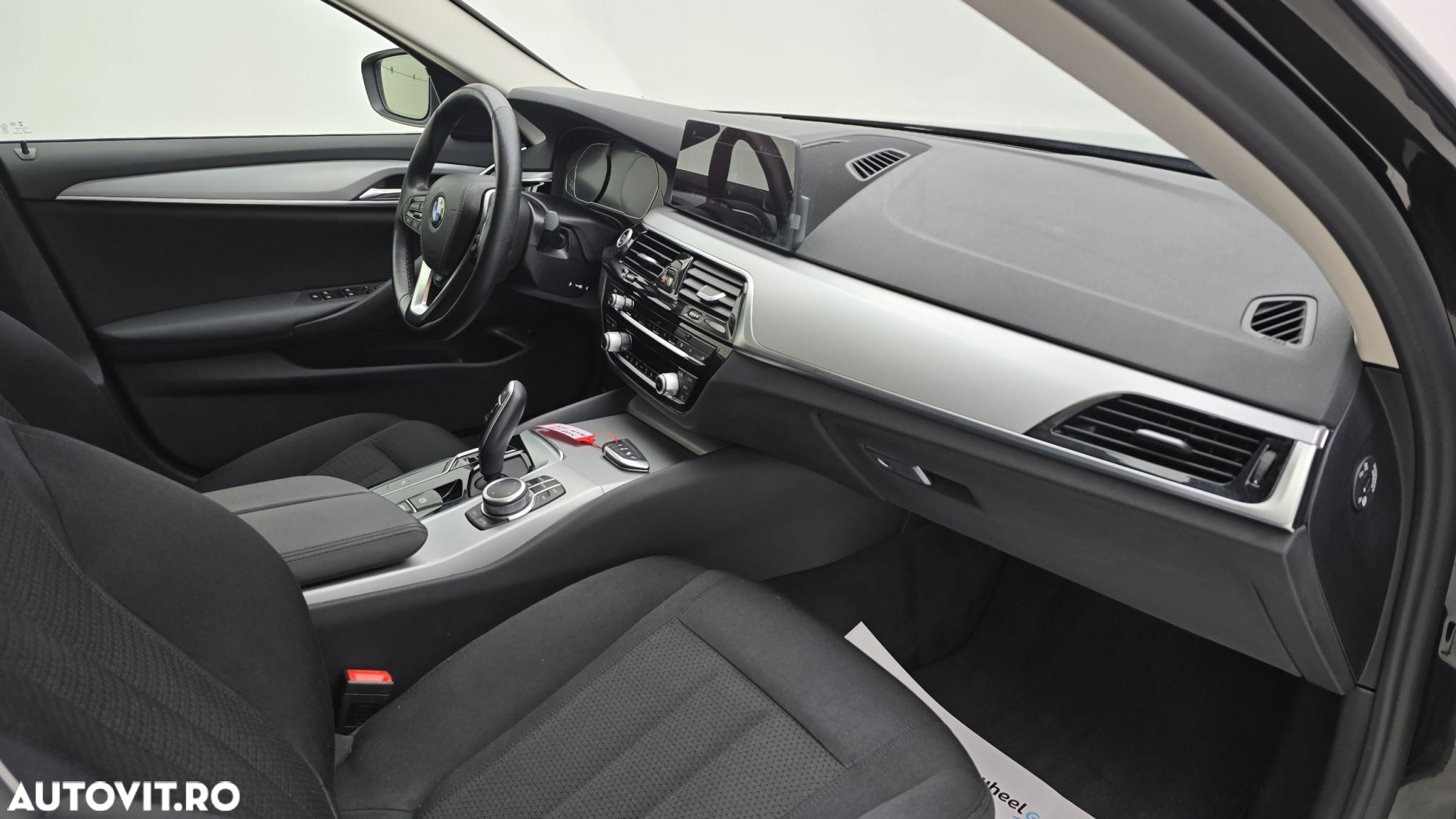 BMW Seria 5 520i AT MHEV - 20