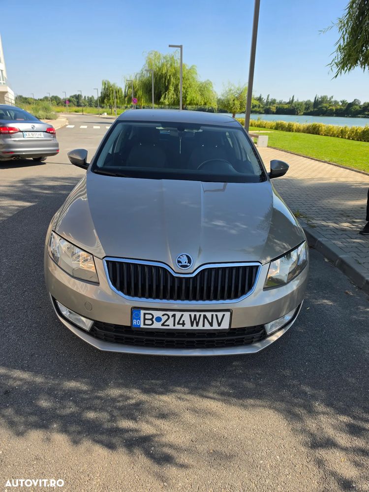 Skoda Octavia 1.6 TDI Style - 2