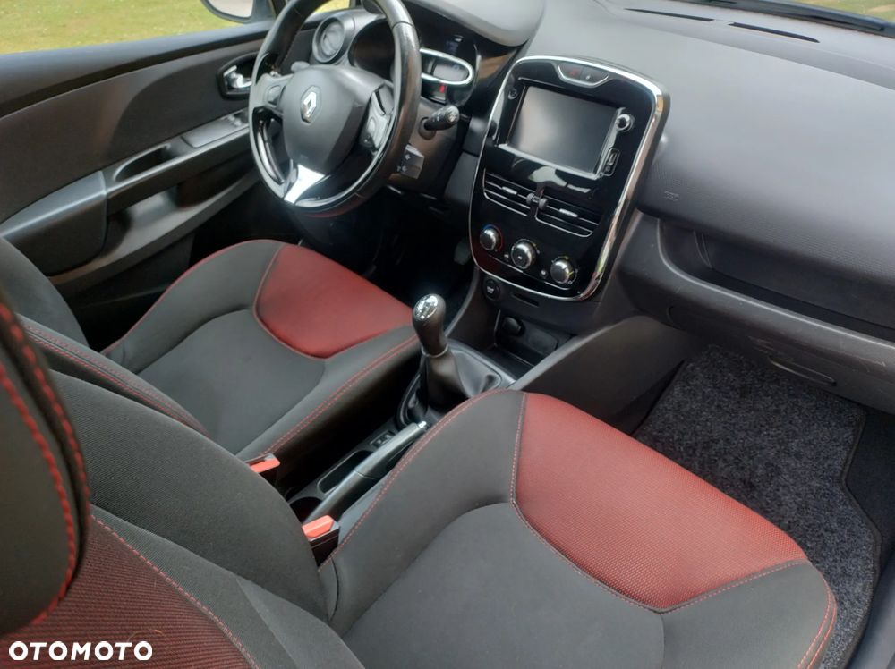 Renault Clio 1.2 16V 75 Life - 34