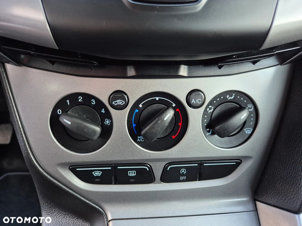 Ford Focus 1.6 TDCi Titanium - 21