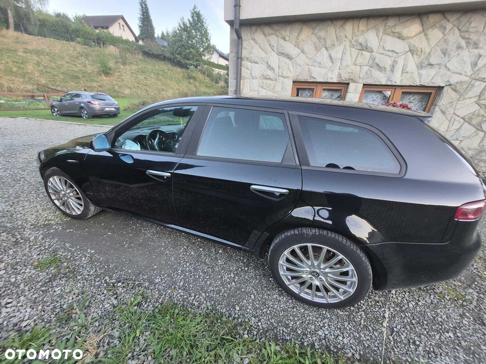 Alfa Romeo 159 - 2